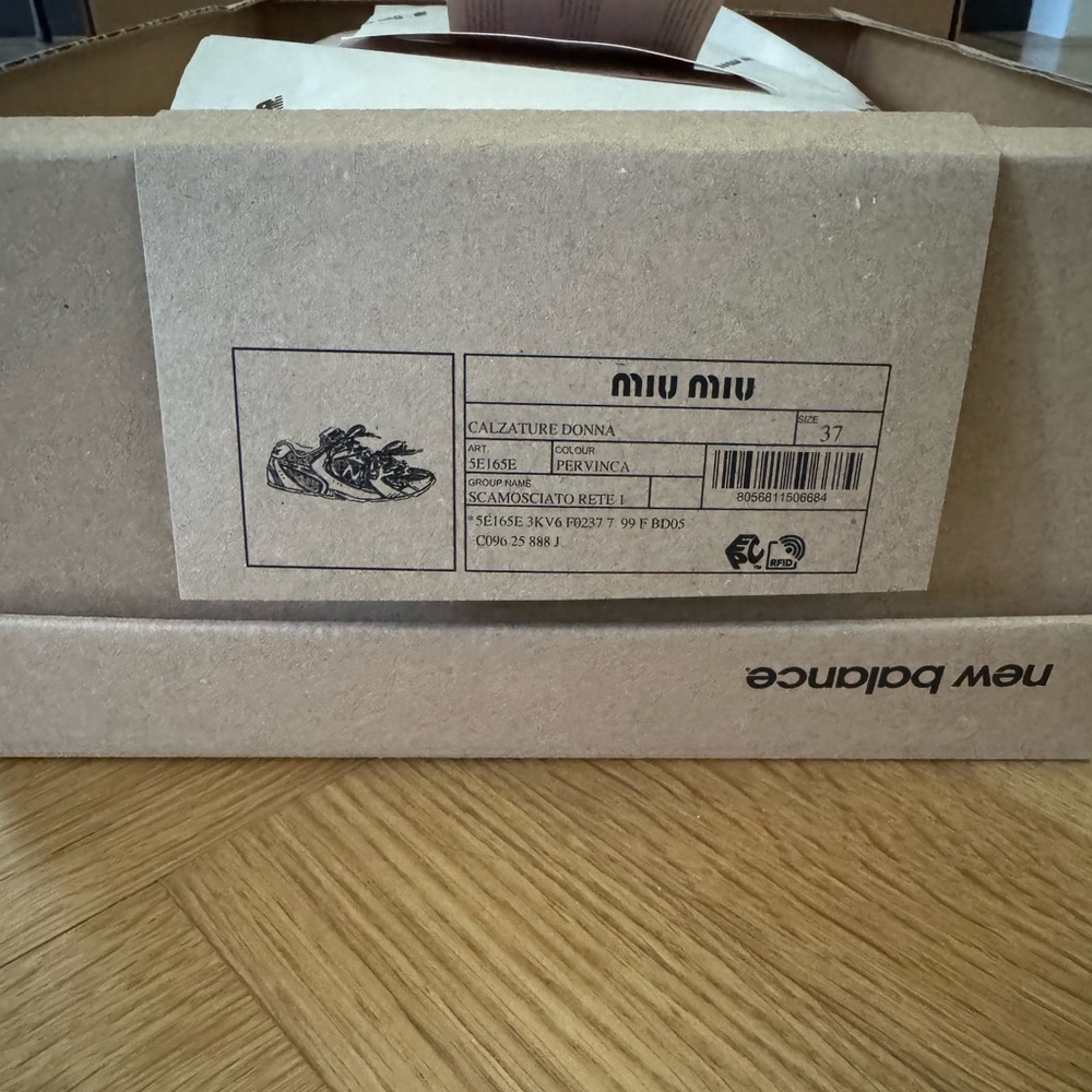Miu Miu X New Balance 530 SL Sneakers - Picture 8 of 10